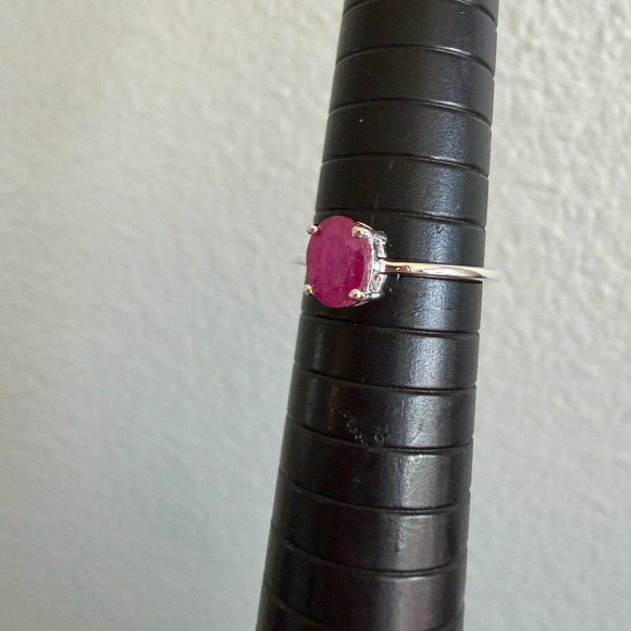 Ruby Ring - Picture 4 of 6